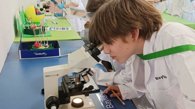 Imagen para Semana de la Ciencia en Baylabspain, Bayer CropScience: Abriendo Puertas hacia el Futuro Profesional.